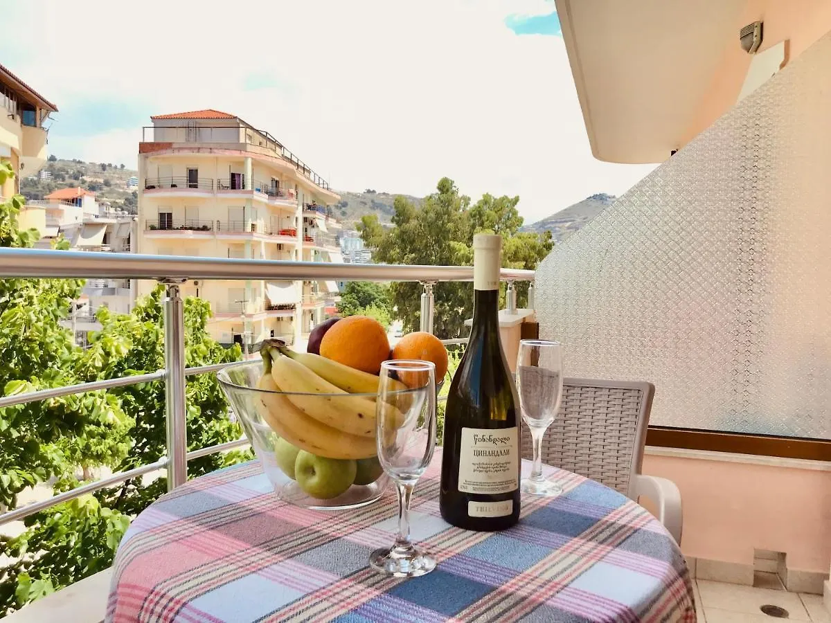 Hotel Metali Sarandë 3*,